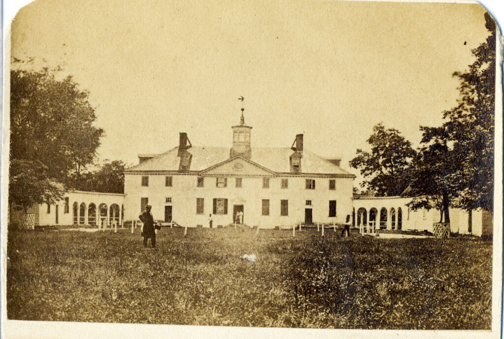 George Washington’s Mt. Vernon Plantation –  Slave Quarters Left of House